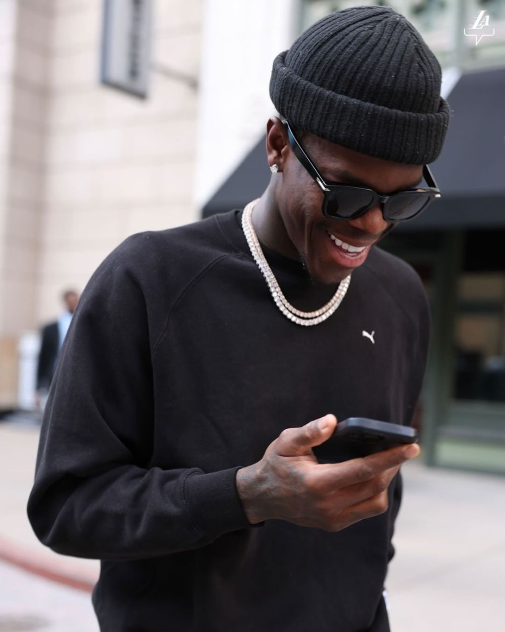 广州队完胜步行者，浓眉哥状态火热