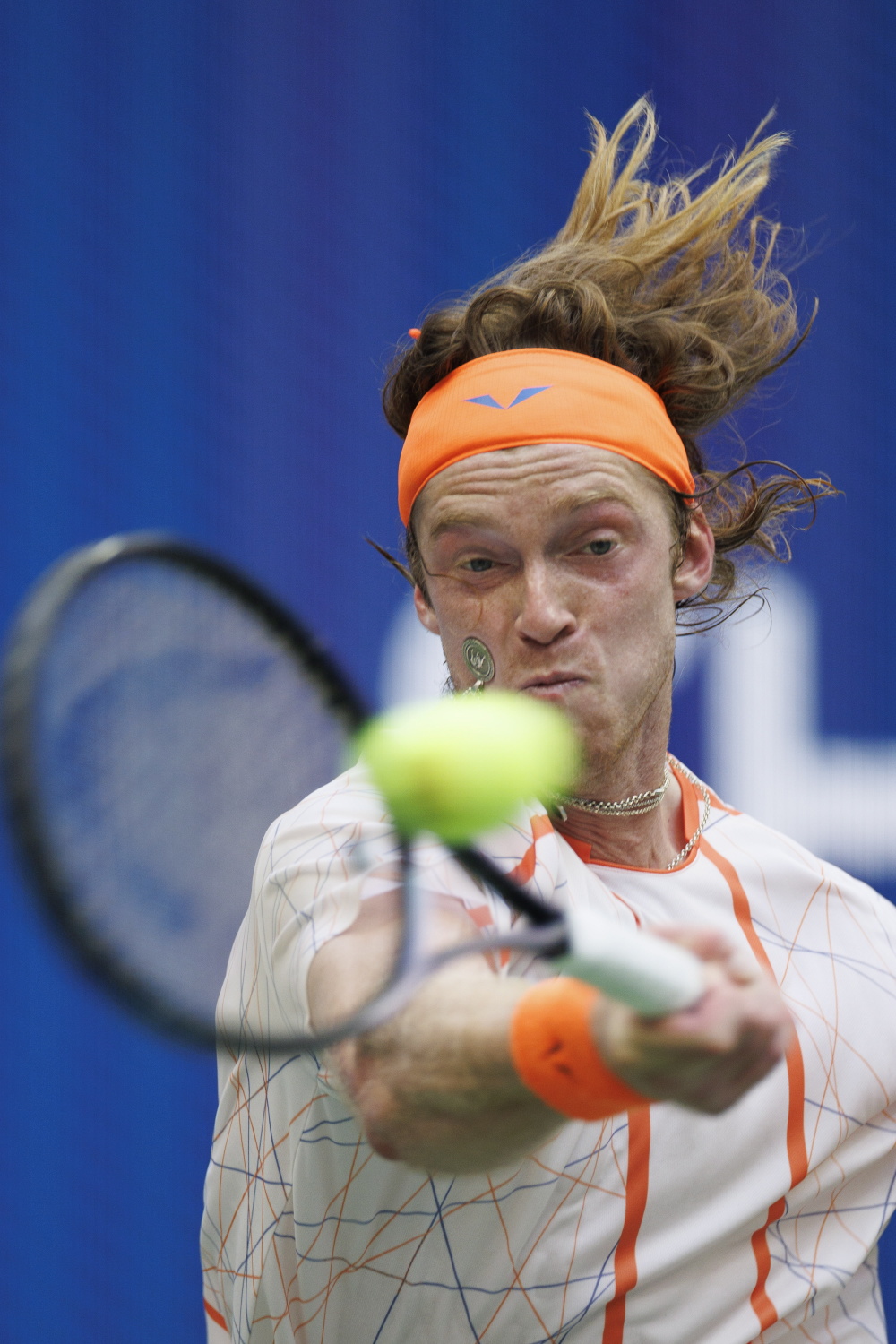 美网翻盘戴维斯杯，梅德韦杰夫点燃赛场