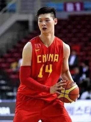 爵士力克国王,王哲林状态火热 爵士力克国王,王哲林状态火热